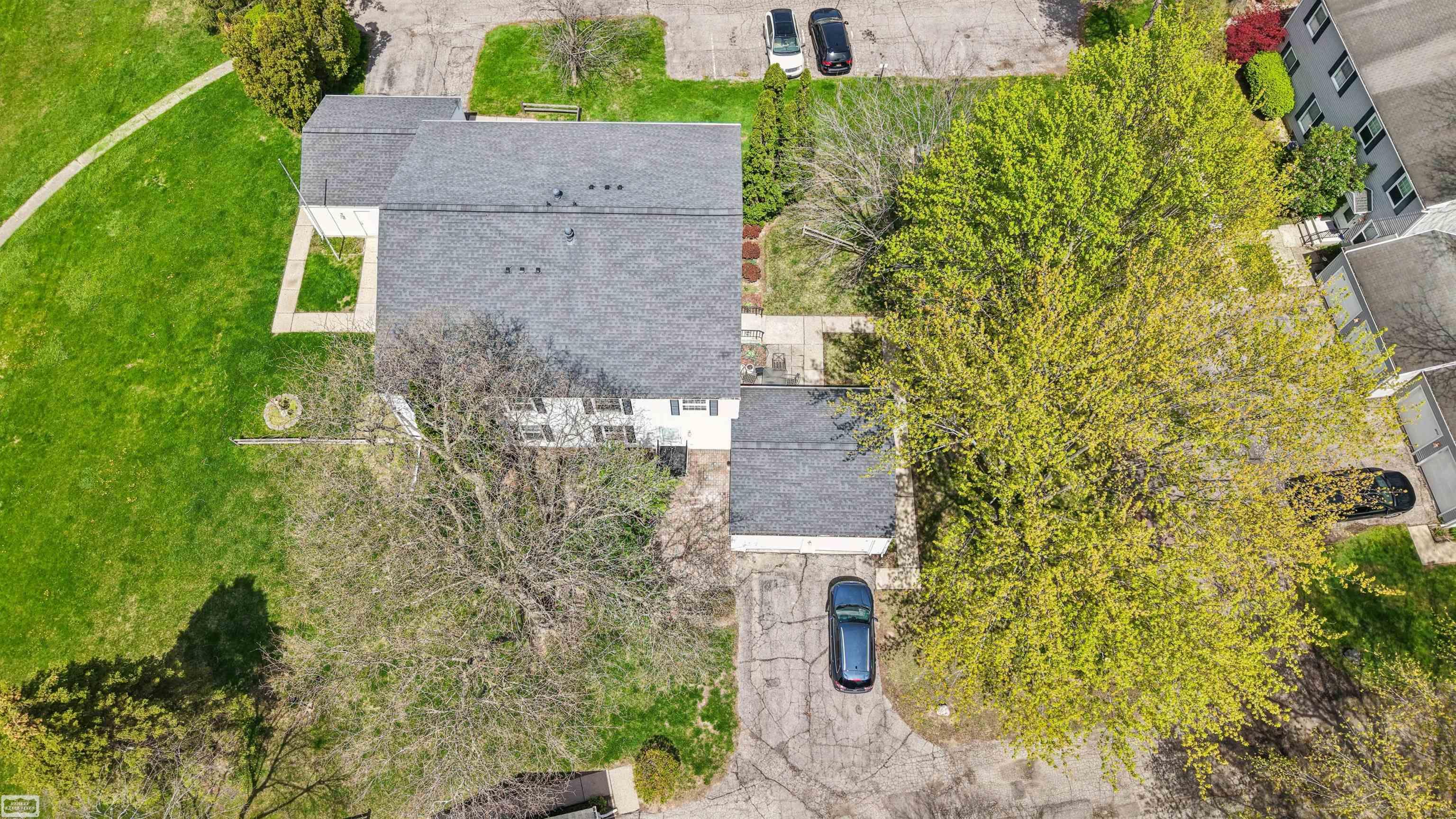 38723 Lighthouse Point Clinton Township, MI 48038 - Photo 29 of 35