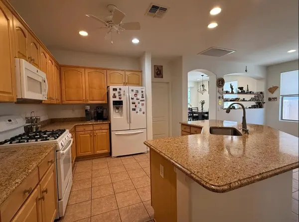 $2,500 | 3038 West Trapanotto Road, Phoenix, AZ 85086