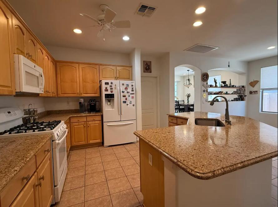 3038 West Trapanotto Road Phoenix, AZ 85086 - Photo 13 of 38 Photo #13