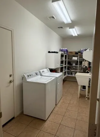 $2,500 | 3038 West Trapanotto Road, Phoenix, AZ 85086