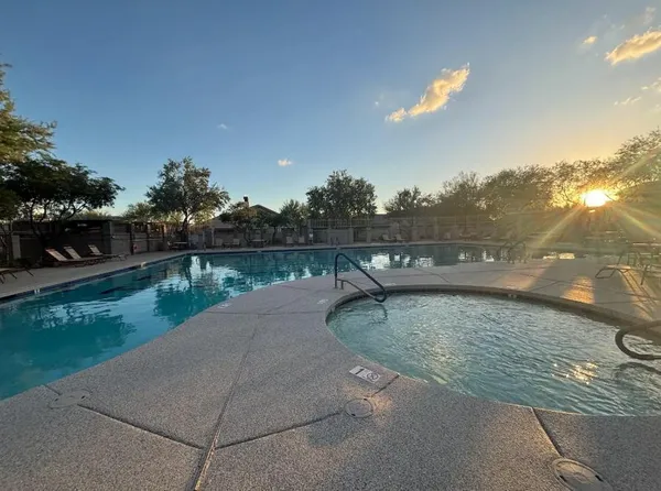 $2,500 | 3038 West Trapanotto Road, Phoenix, AZ 85086