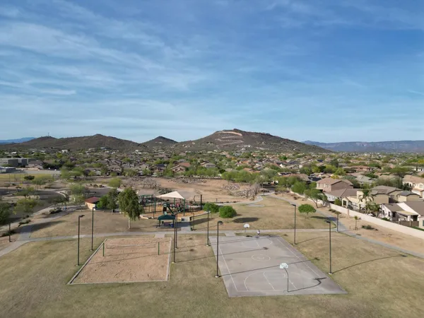 $2,500 | 3038 West Trapanotto Road, Phoenix, AZ 85086