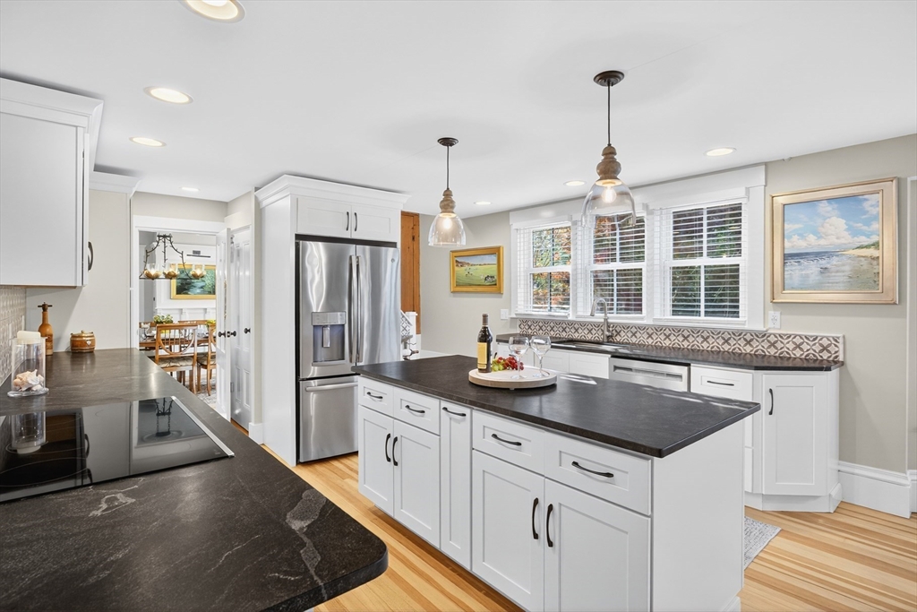 112 Main Street Yarmouth, MA 02675 - Photo 21 of 42
