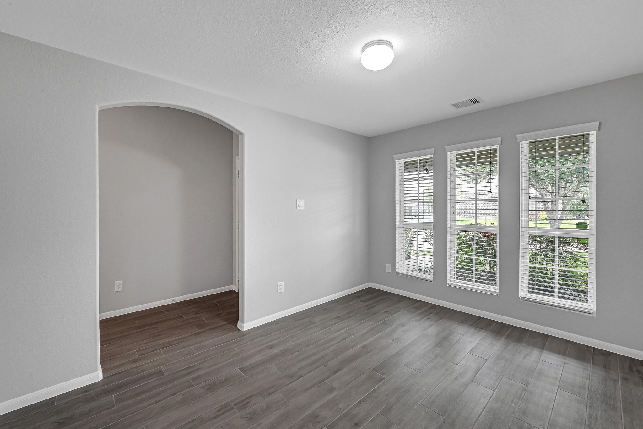20039 Sunshine Ridge Lane Cypress, TX 77429 - Photo 3 of 22 Bright and spacious Home Office/ Study conveniently off the entrance.