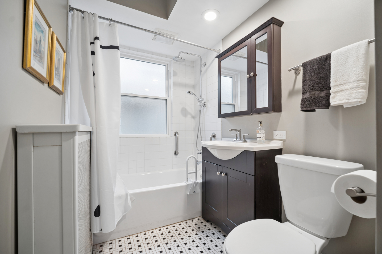 283 North Michigan Street Elmhurst, IL 60126 - Photo 12 of 35