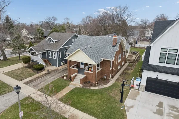 $739,900 | 283 North Michigan Street, Elmhurst, IL 60126