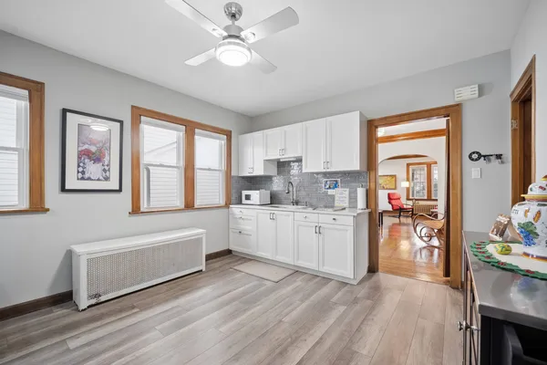 $739,900 | 283 North Michigan Street, Elmhurst, IL 60126