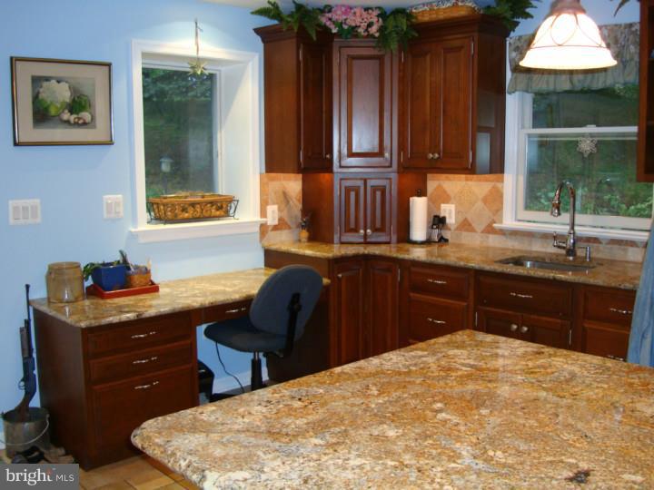 323 Styer Road Glenmoore, PA 19343 - Photo 4 of 22 Kitchen