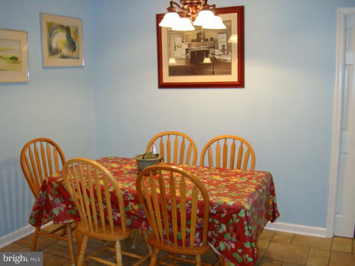 323 Styer Road Glenmoore, PA 19343 - Photo 5 of 22 Breakfast Room