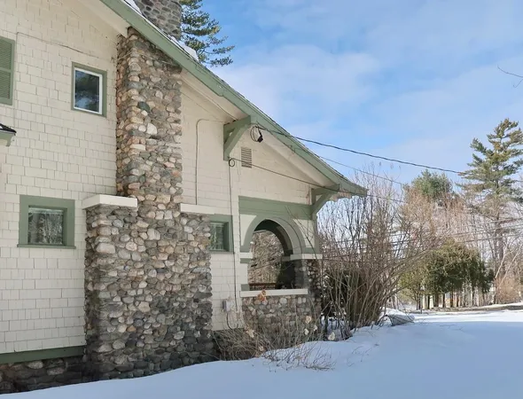 $474,000 | 2480 Main Street, Bethlehem, NH 03574