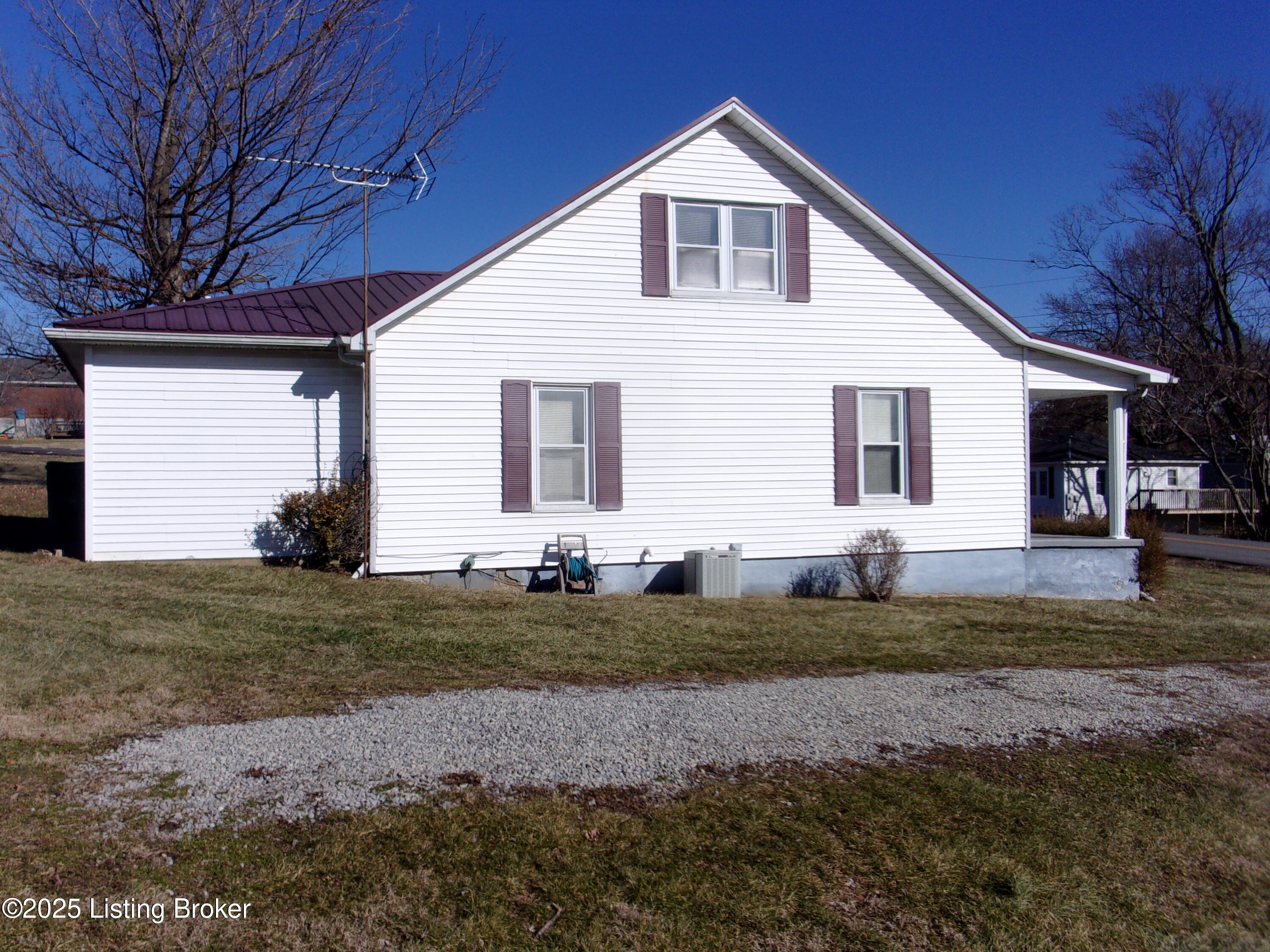 97 Old Tunnell Mill Road Chaplin, KY 40012 - Photo 3 of 33 101_6467