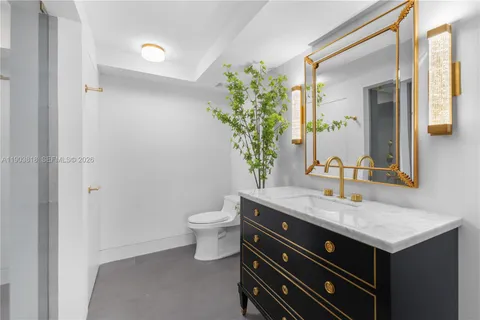 $839,000 | 1800 Sunset Harbour Drive, Unit 2105, Miami Beach, FL 33139