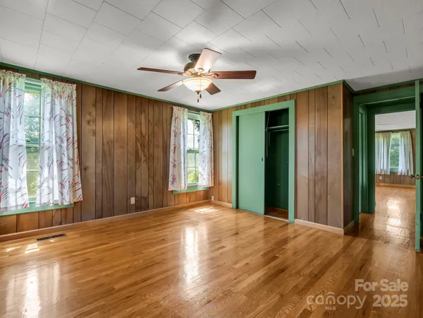 $300,000 | 256 School Road, Mill Spring, NC 28756