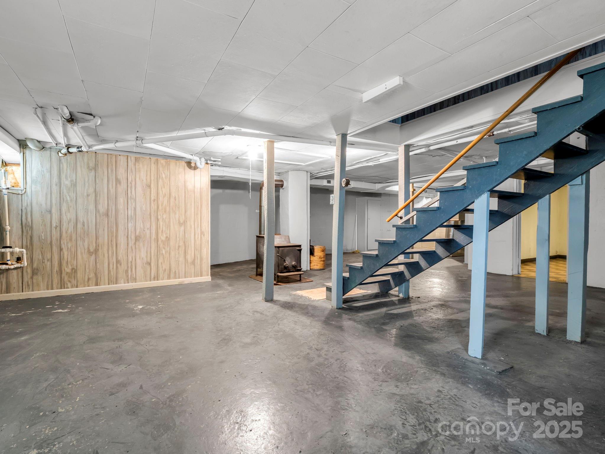 256 School Road Mill Spring, NC 28756 - Photo 20 of 37