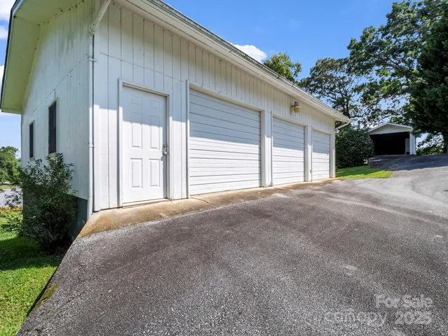 $325,000 | 256 School Road, Mill Spring, NC 28756