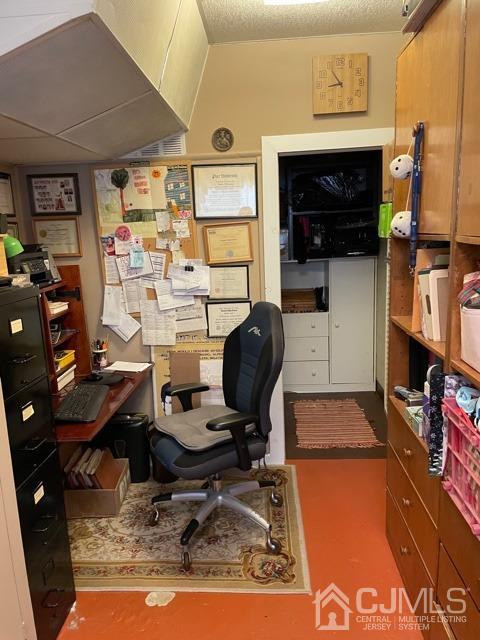 83 Brandywine Road Fords, NJ 08863 - Photo 23 of 31 a workspace with furniture and a window