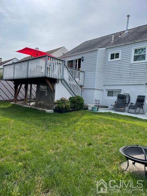 83 Brandywine Road Fords, NJ 08863 - Photo 6 of 31 a view of a house with a yard