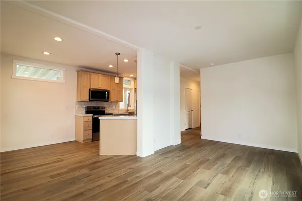 $154,000 | 3421 South 182nd Street, Unit 186, SeaTac, WA 98188