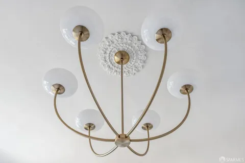 $2,350,000 | 105 Belvedere Street, San Francisco, CA 94117