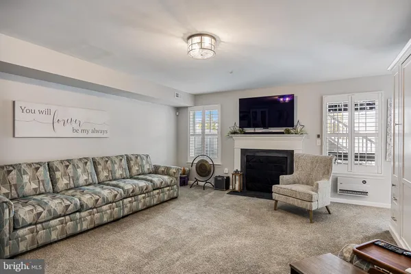 $575,000 | 14 Eddy Way, Marlton, NJ 08053