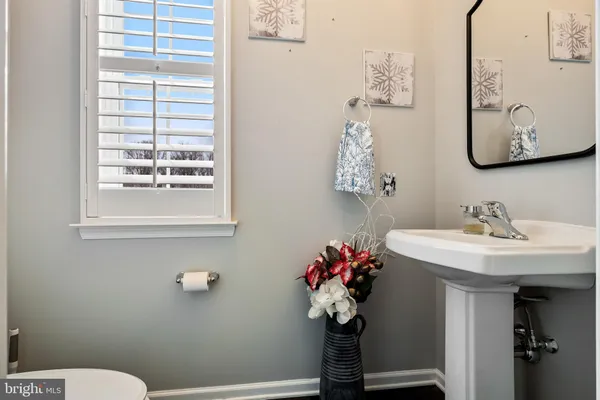 $575,000 | 14 Eddy Way, Marlton, NJ 08053