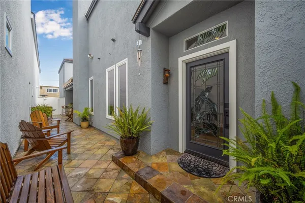 $2,700,000 | 1713 Electric Avenue, Seal Beach, CA 90740