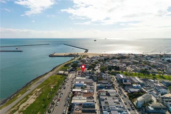 $2,700,000 | 1713 Electric Avenue, Seal Beach, CA 90740