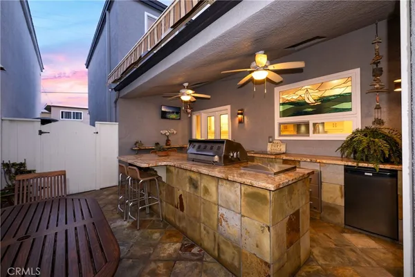 $2,700,000 | 1713 Electric Avenue, Seal Beach, CA 90740