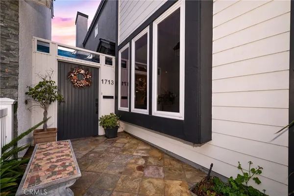 $2,700,000 | 1713 Electric Avenue, Seal Beach, CA 90740