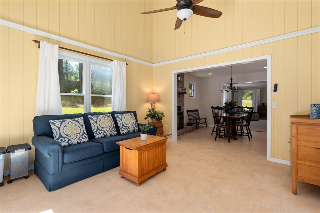 180 Loomis Ridge Road Westfield, MA 01085 - Photo 14 of 39