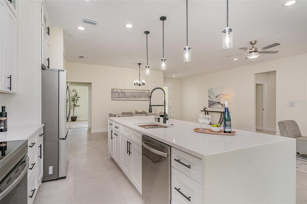 296 Delake Road Northwest Palm Bay, FL 32907 - Photo 11 of 23