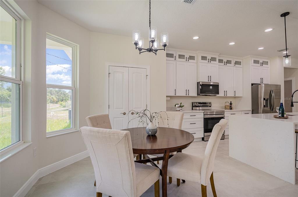 296 Delake Road Northwest Palm Bay, FL 32907 - Photo 8 of 23