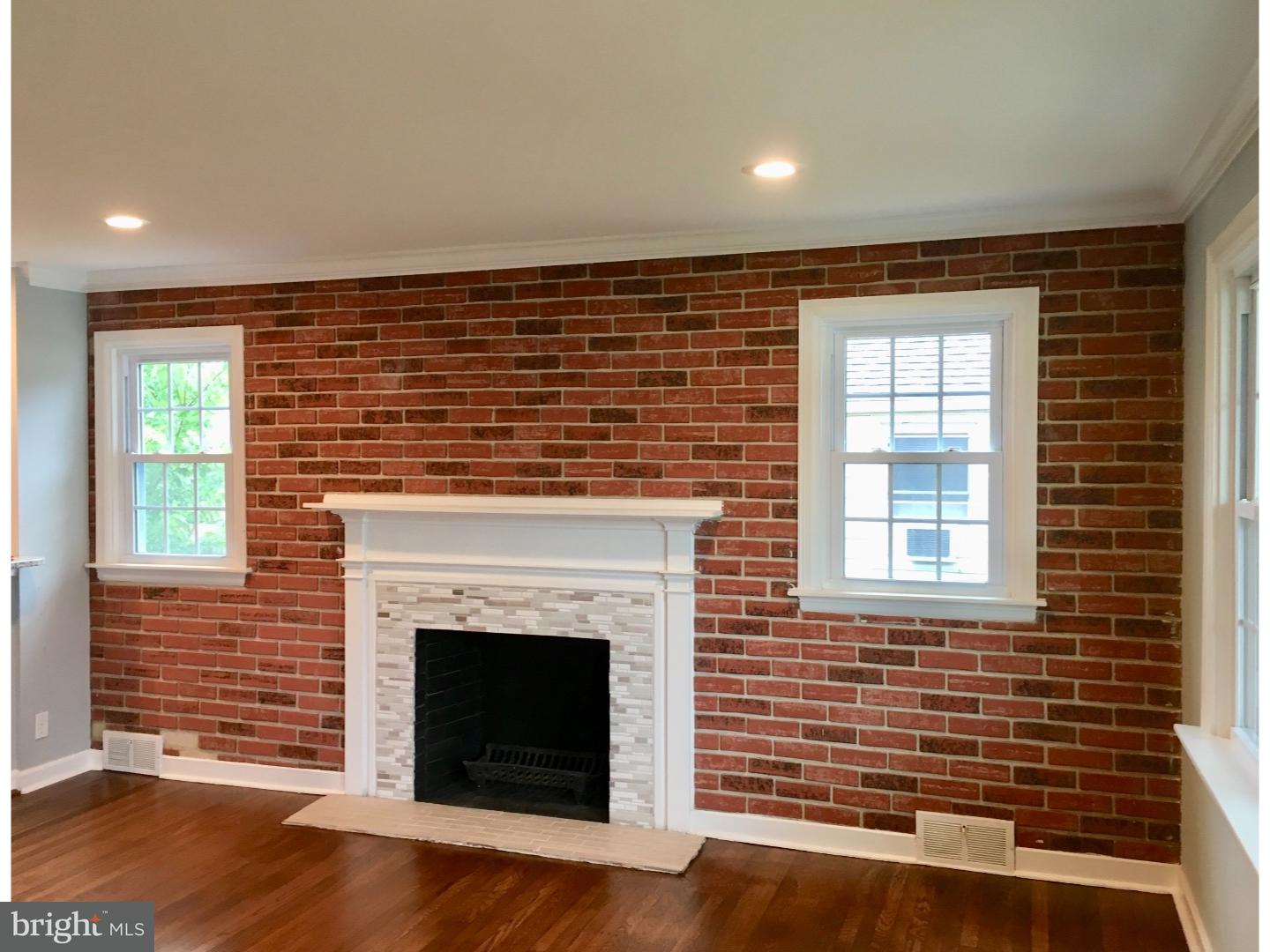 7 Hawthorne Road Broomall, PA 19008 - Photo 4 of 25 Living Room