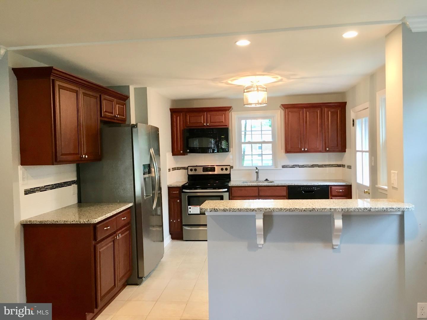 7 Hawthorne Road Broomall, PA 19008 - Photo 5 of 25 Kitchen