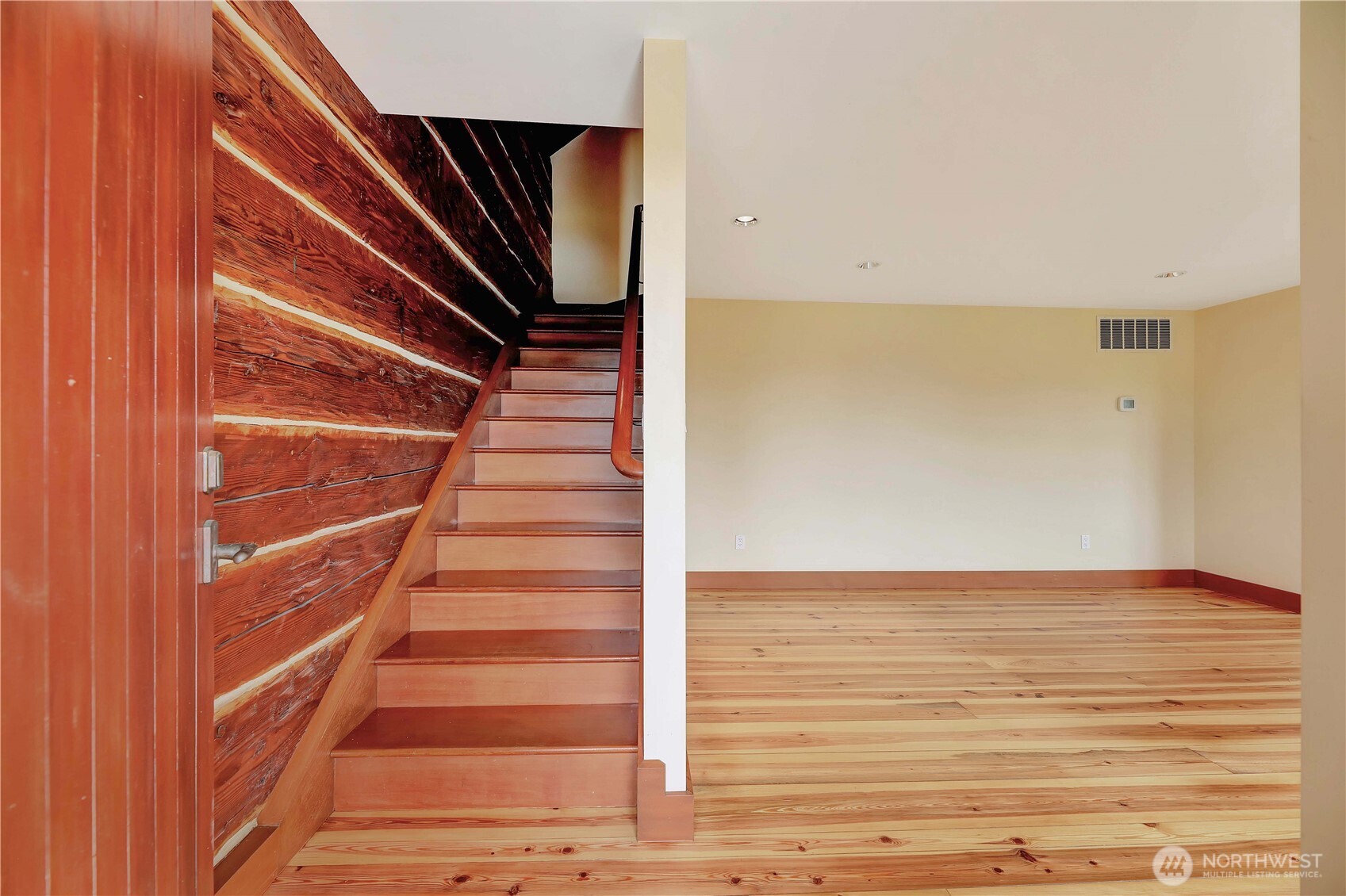 20226 Duvall Monroe Road Northeast Duvall, WA 98019 - Photo 13 of 38 a view of entryway with wooden floor