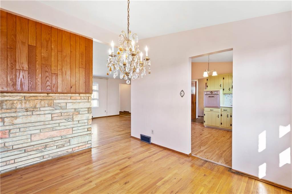 1195 Greentree Road Pittsburgh, PA 15220 - Photo 6 of 25 Gallery Image 6