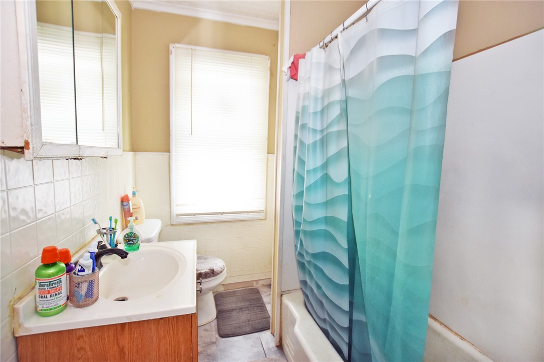 110 Holbrooke Street Rochester, NY 14621 - Photo 21 of 27