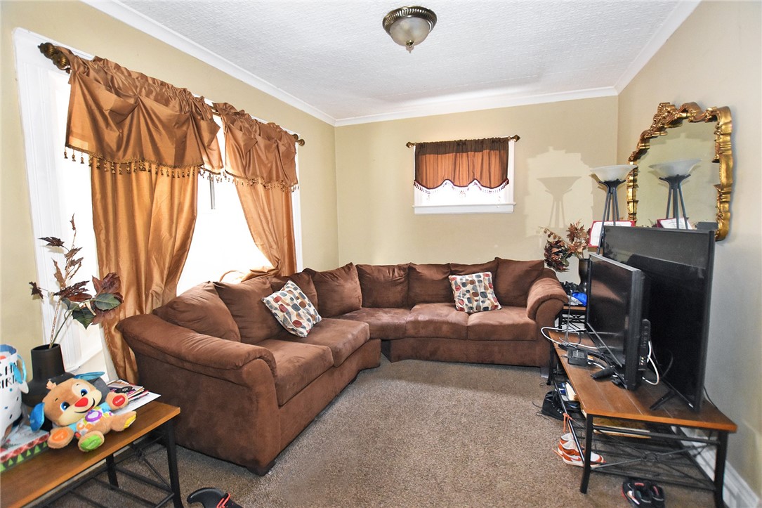 110 Holbrooke Street Rochester, NY 14621 - Photo 7 of 27