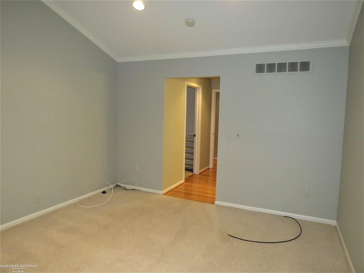 1175 Churchill Circle Rochester, MI 48307 - Photo 13 of 28