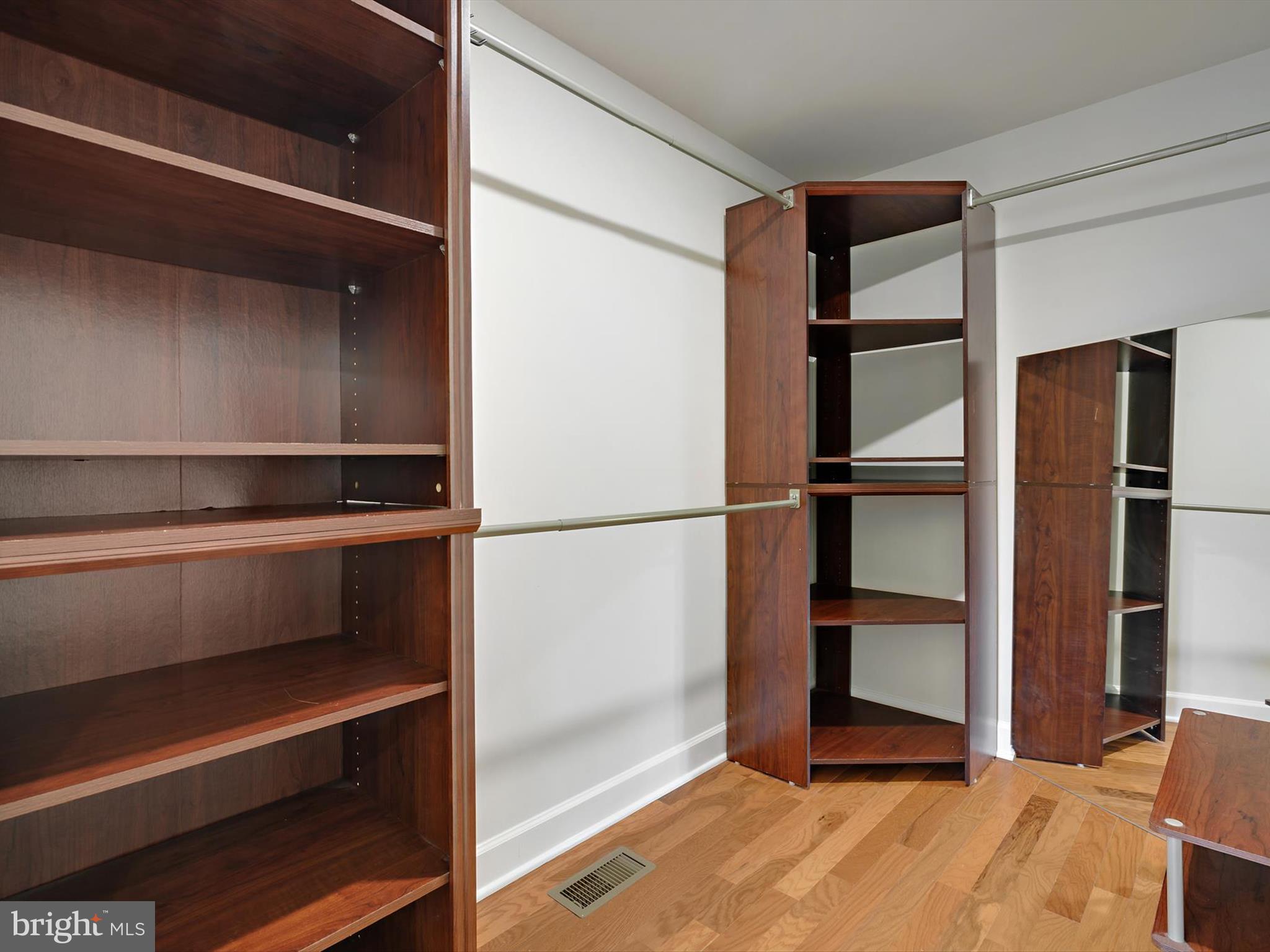 3067 Spring Peeper Court Odenton, MD 21113 - Photo 28 of 72 Primary Dressing Room