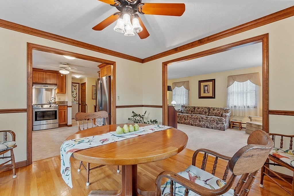 34 Elm Road Westford, MA 01886 - Photo 13 of 42 Gallery Image 13