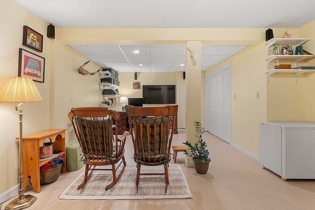 34 Elm Road Westford, MA 01886 - Photo 33 of 42 Gallery Image 33