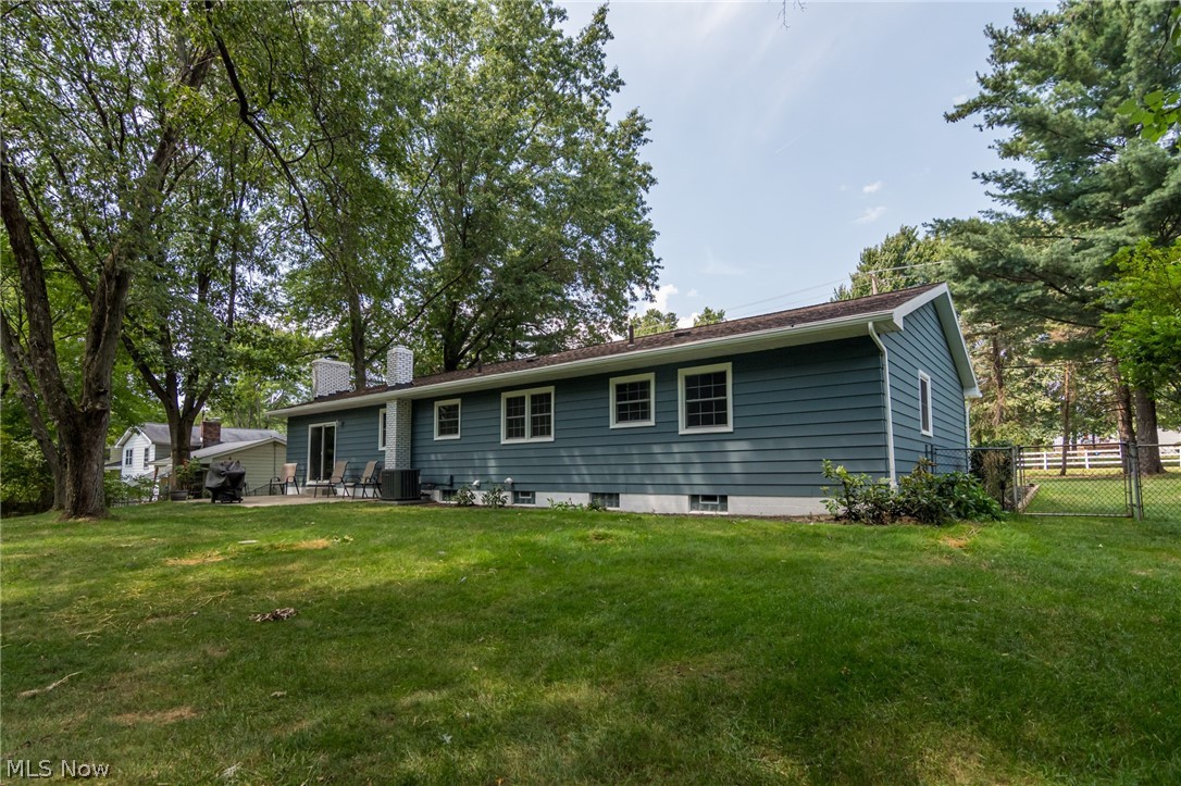 4300 Ridgewood Road Akron, OH 44321 - Photo 33 of 35