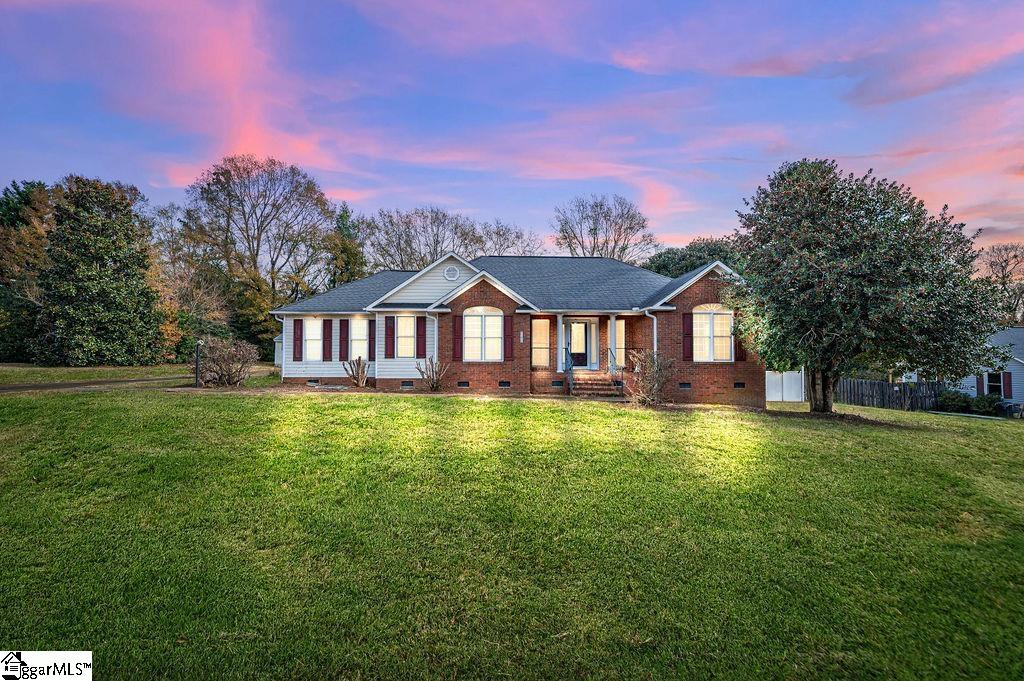 175 Sandy Drive Boiling Springs, SC 29316 - Photo 1 of 25 Gallery Image 1