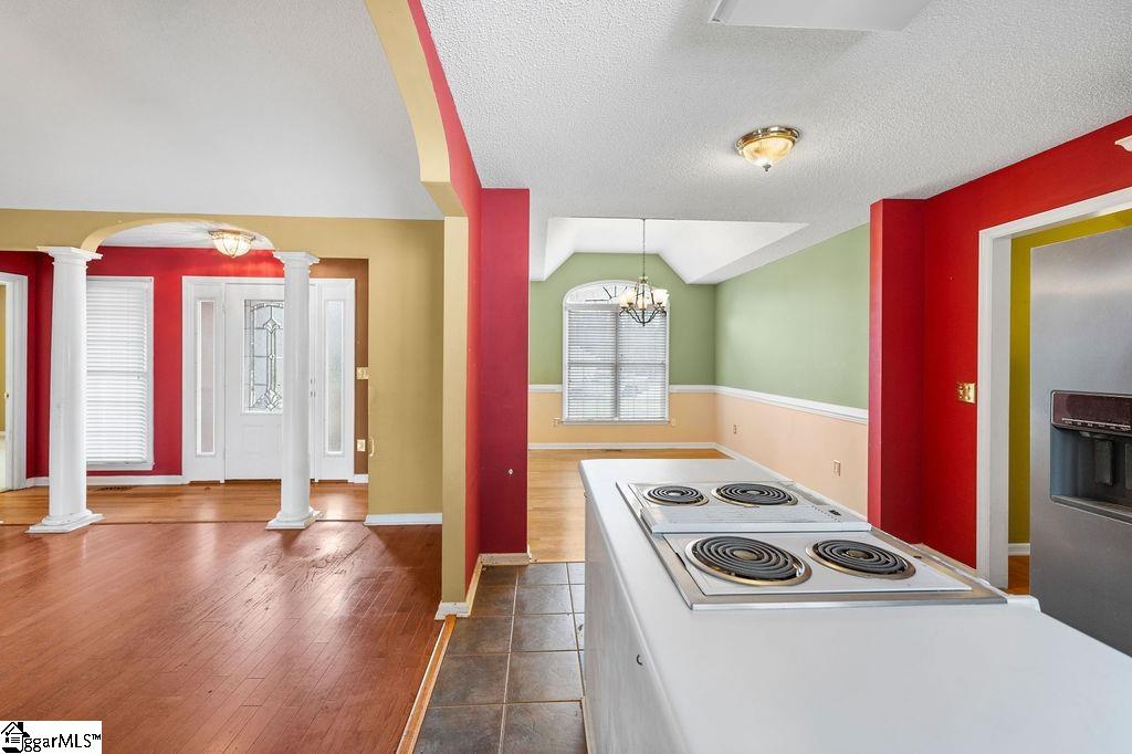 175 Sandy Drive Boiling Springs, SC 29316 - Photo 4 of 25 Gallery Image 4