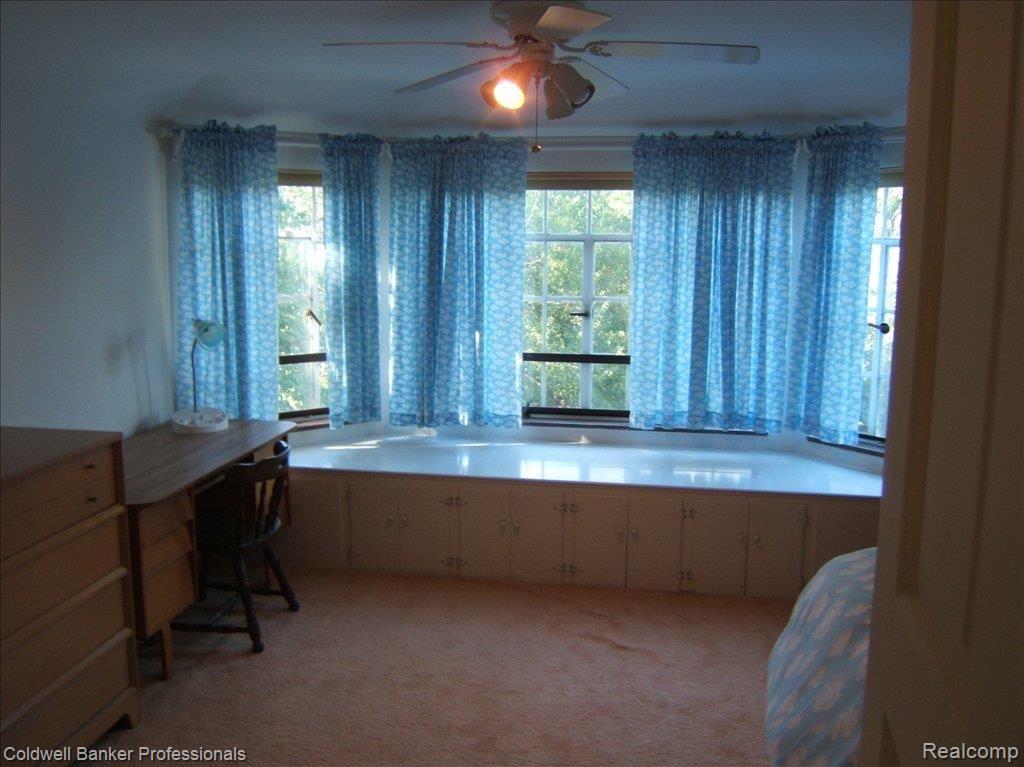 390 Merriweather Road Grosse Pointe, MI 48236 - Photo 17 of 20 2010