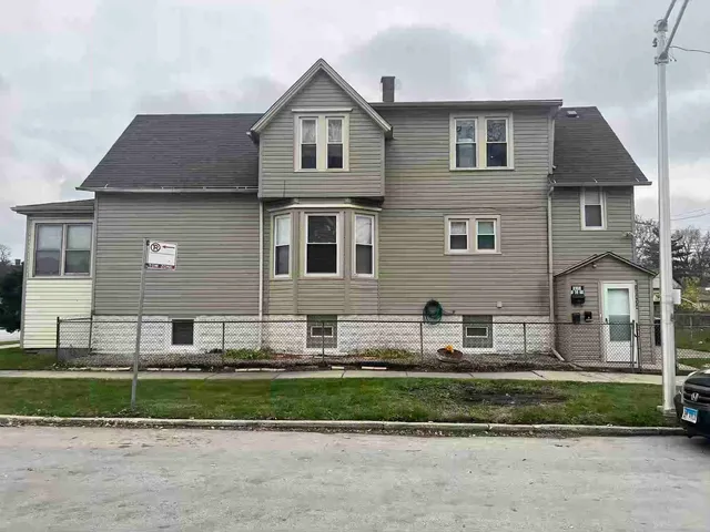 $1,200 | 10434 South Wentworth Avenue, Unit GARDEN, Chicago, IL 60628