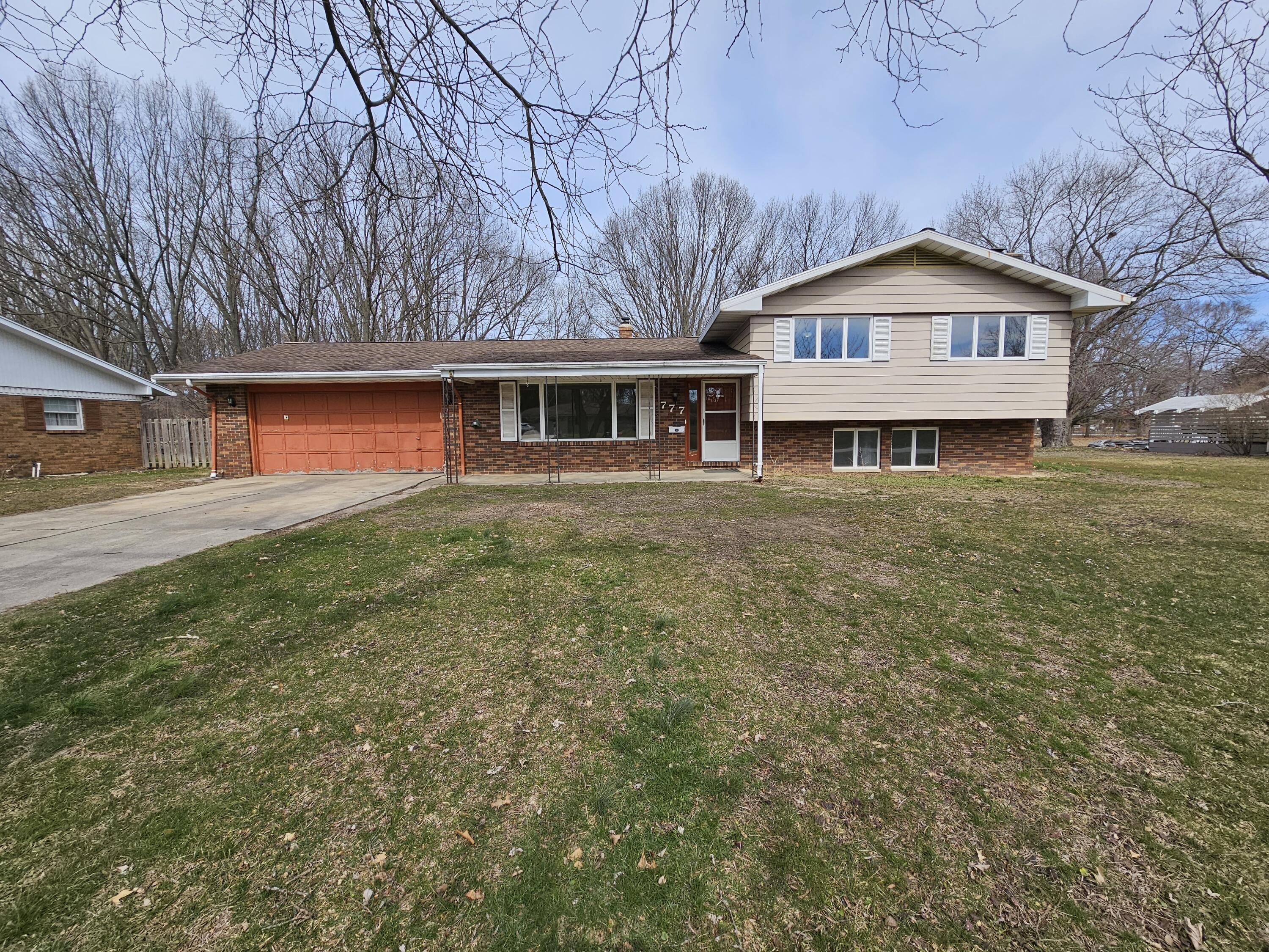 777 Oakridge Road St. Joseph, MI 49085 - Photo 1 of 16 20230320_132132
