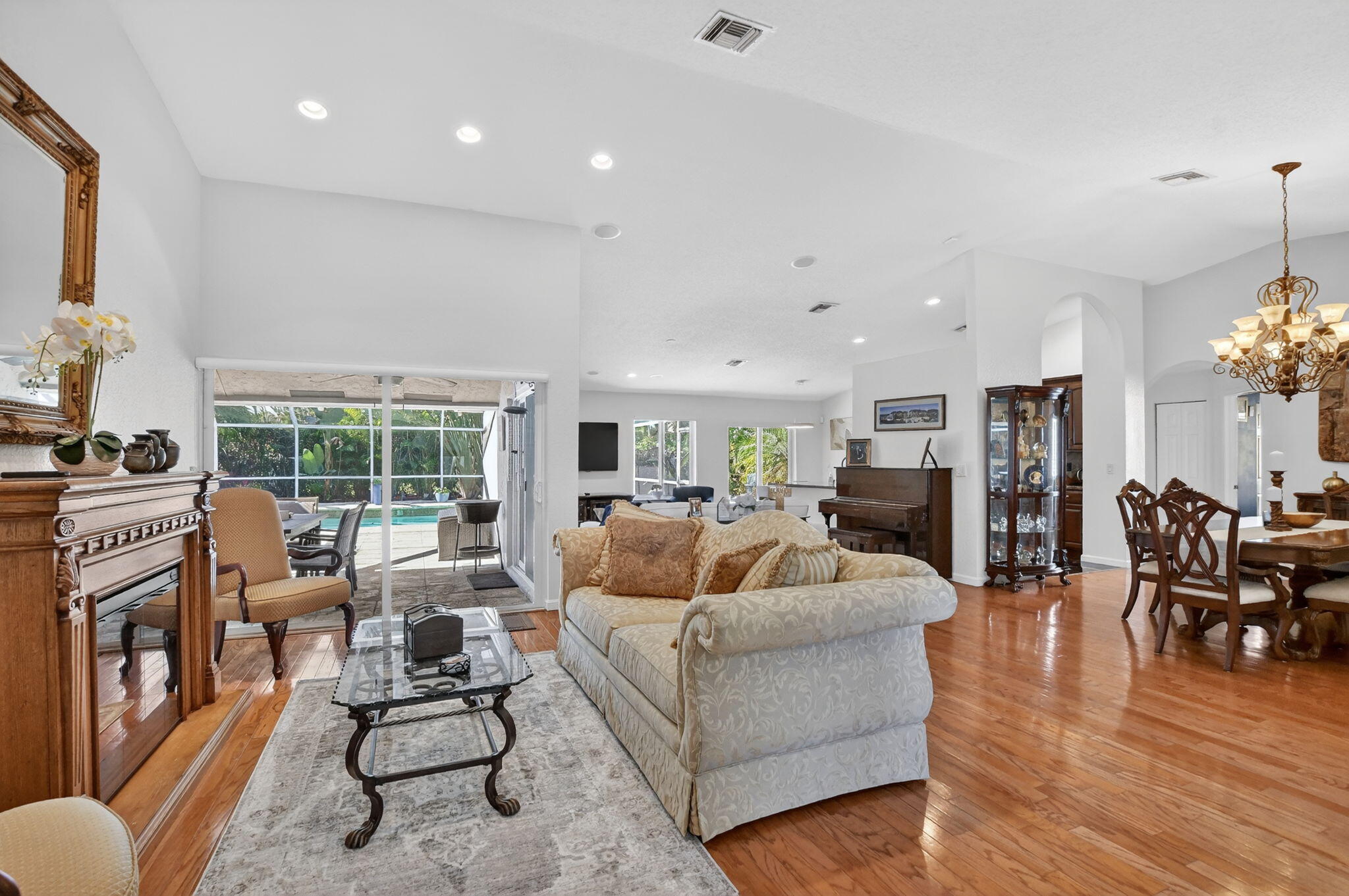 19815 Sedgefield Terrace Boca Raton, FL 33498 - Photo 8 of 59 8-web-or-mls-DSC_0608