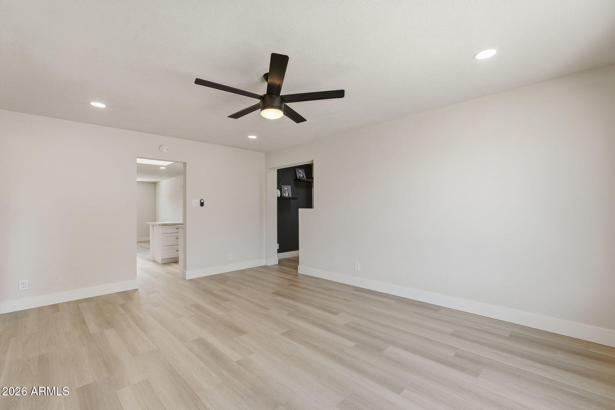 2617 West Lawrence Road Phoenix, AZ 85017 - Photo 24 of 47 023_ListerPros